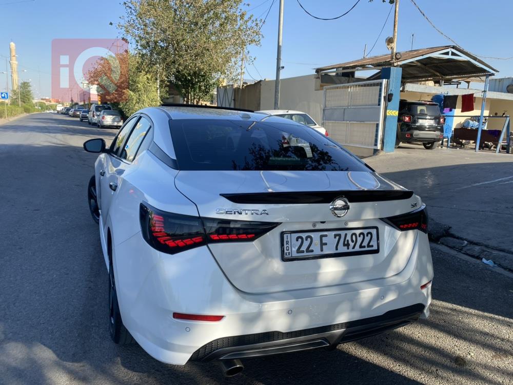 نیسان سێنترا
